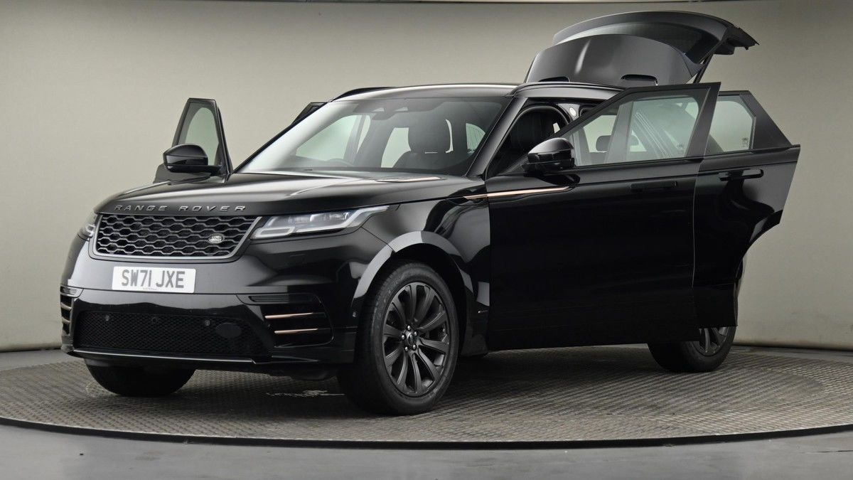 Land Rover Range Rover Velar Image 28