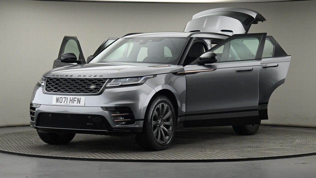 Land Rover Range Rover Velar Image 28