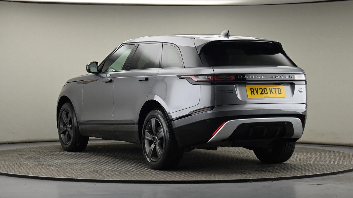 Land Rover Range Rover Velar Image 24