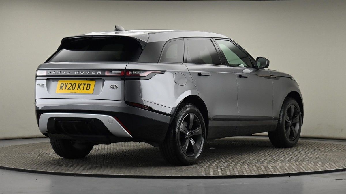 Land Rover Range Rover Velar Image 26