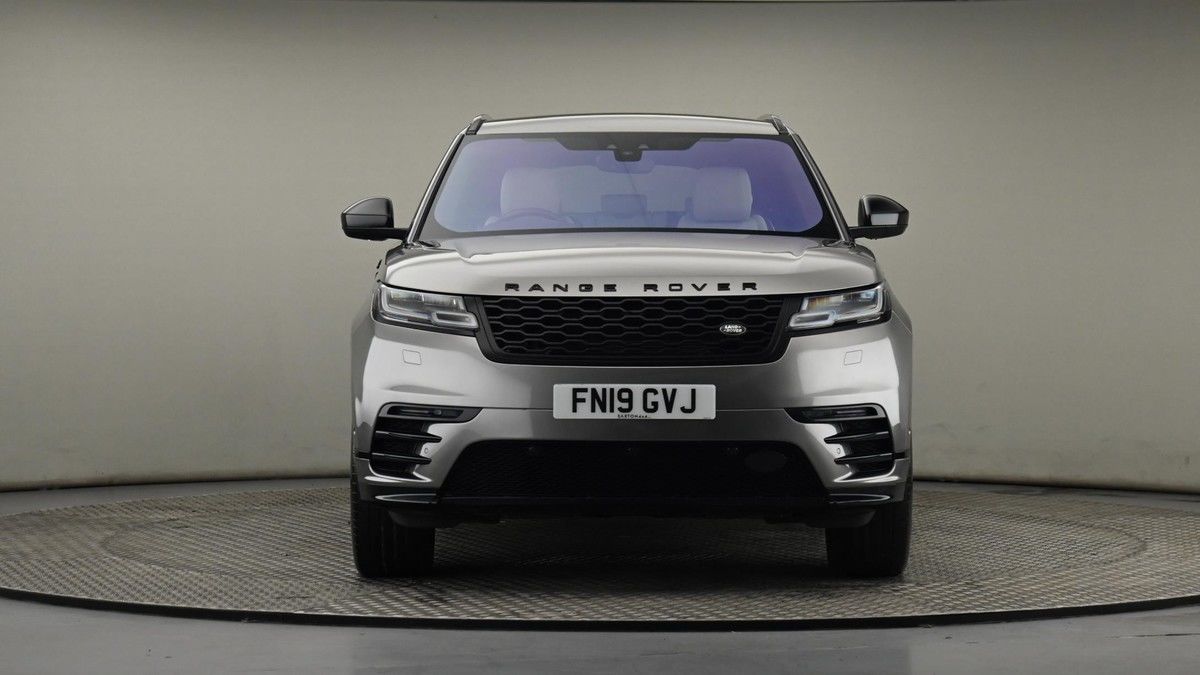 Land Rover Range Rover Velar Image 21