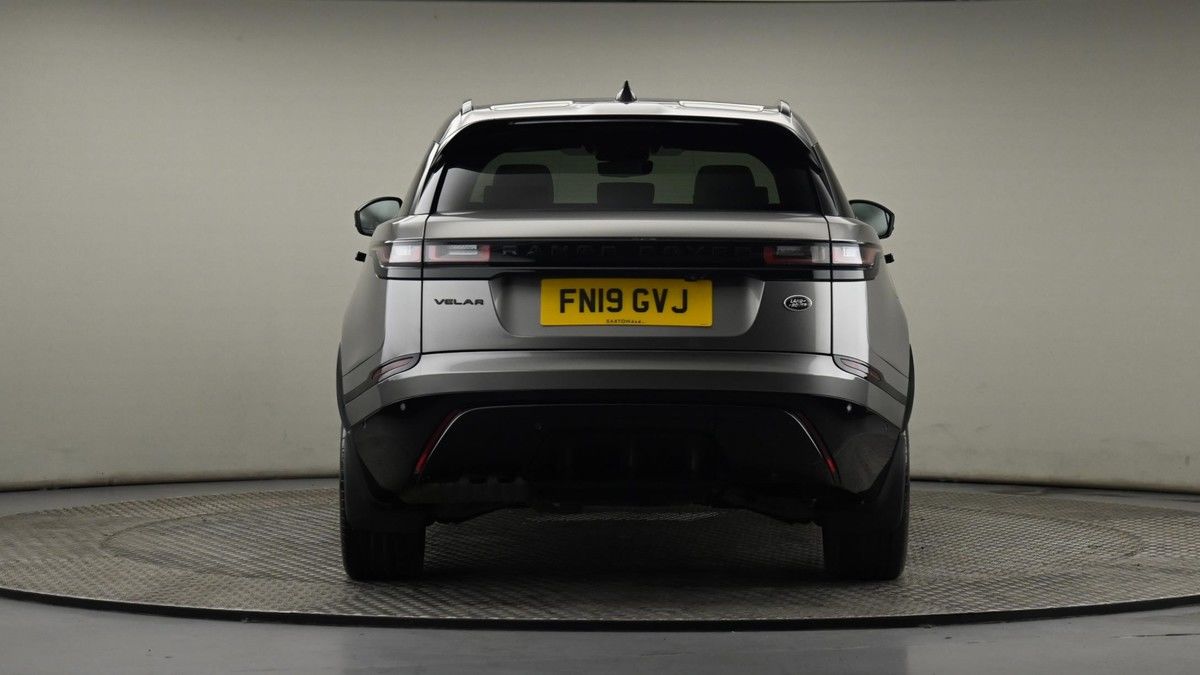Land Rover Range Rover Velar Image 25