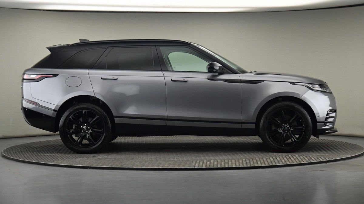 Land Rover Range Rover Velar Image 27