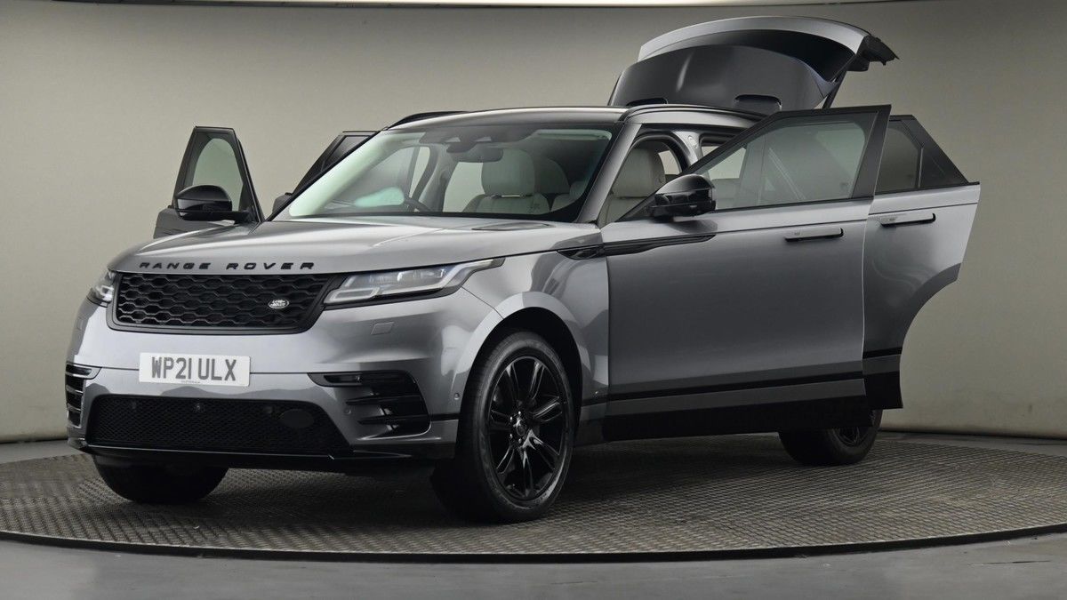 Land Rover Range Rover Velar Image 28