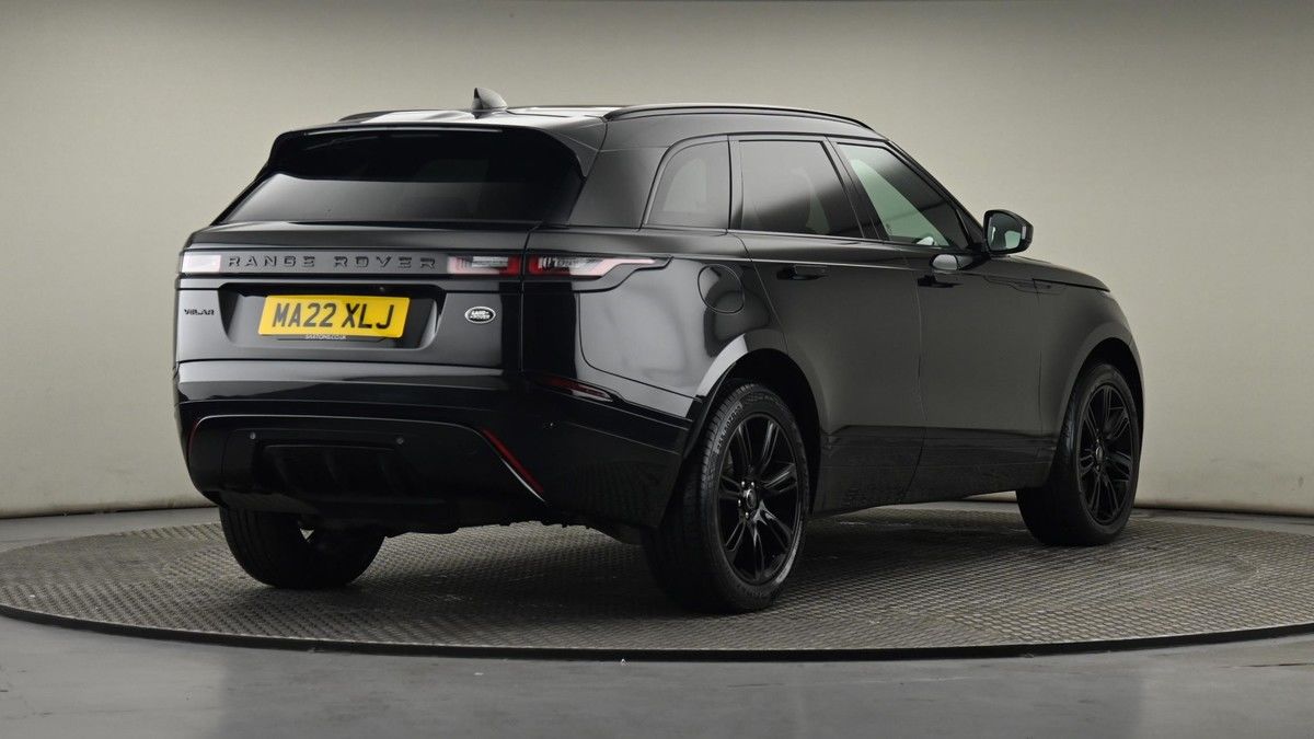 Land Rover Range Rover Velar Image 26