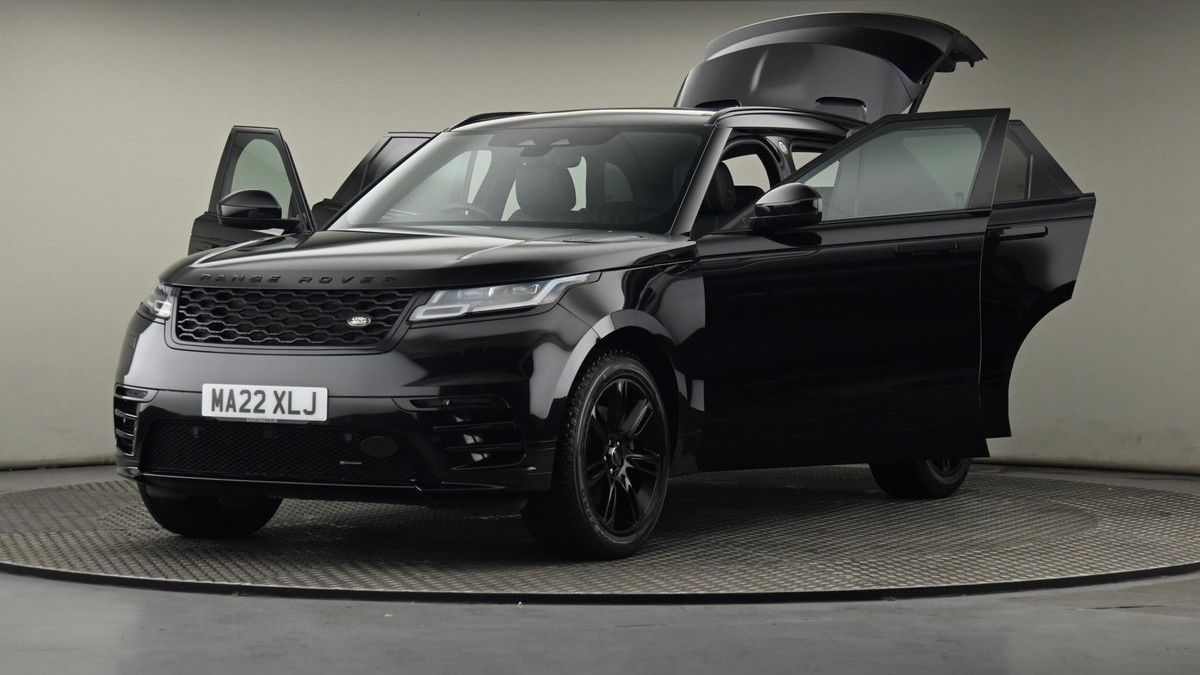 Land Rover Range Rover Velar Image 28