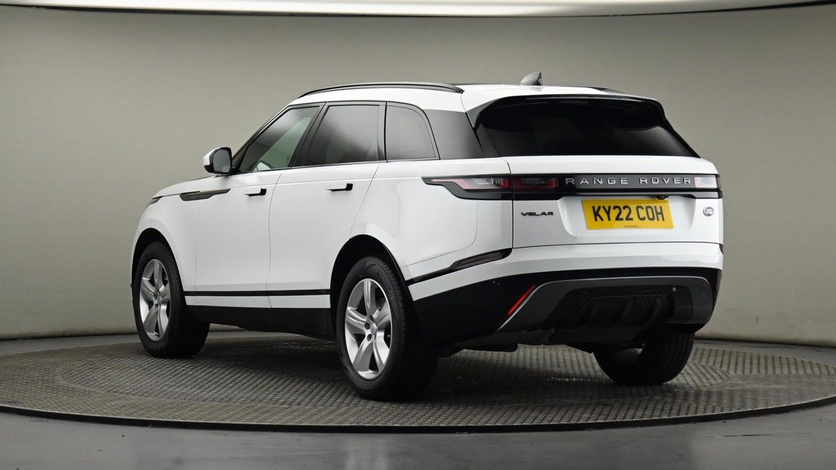 Land Rover Range Rover Velar Image 24