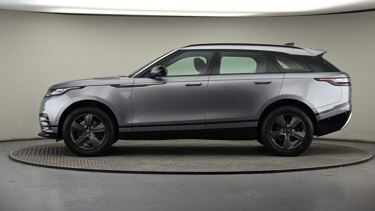 Land Rover Range Rover Velar Image 23