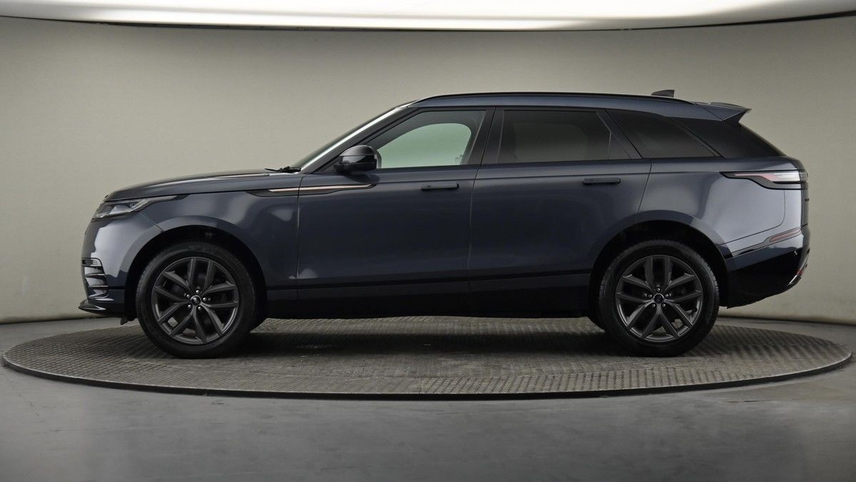 Land Rover Range Rover Velar Image 23