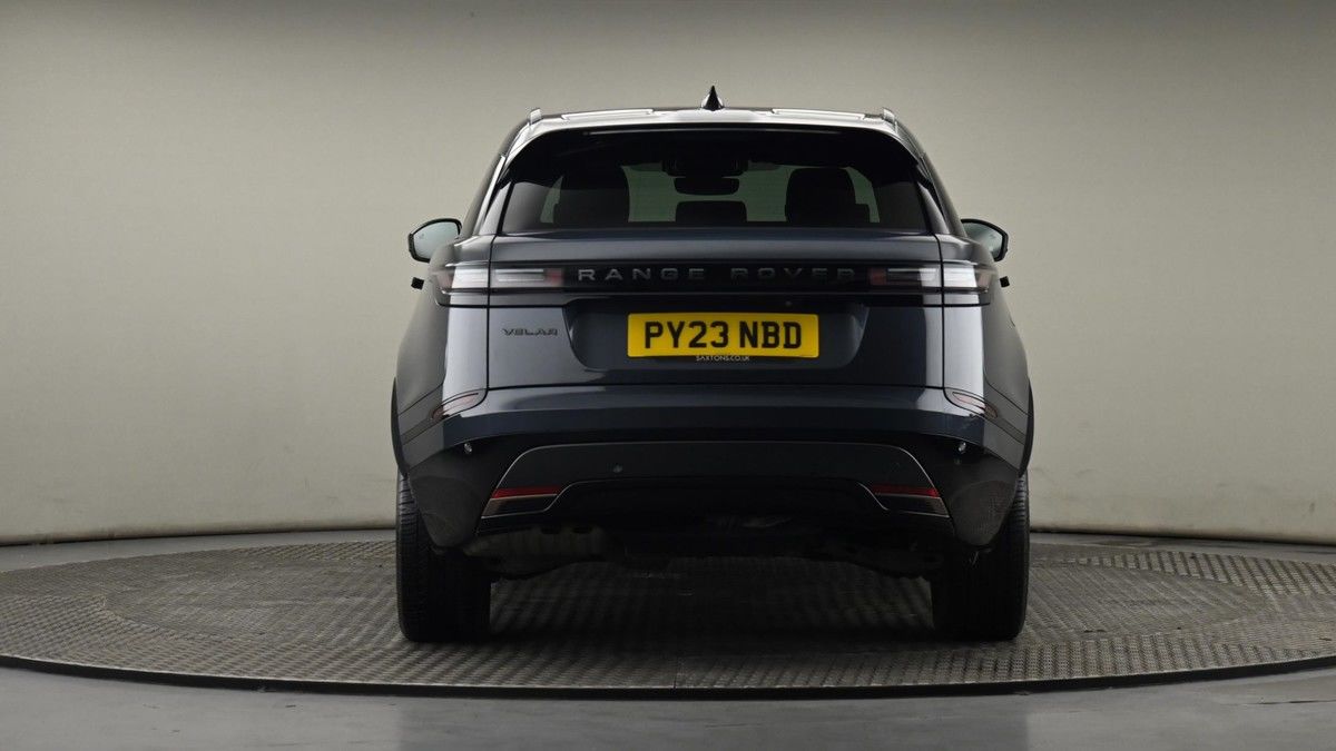Land Rover Range Rover Velar Image 25