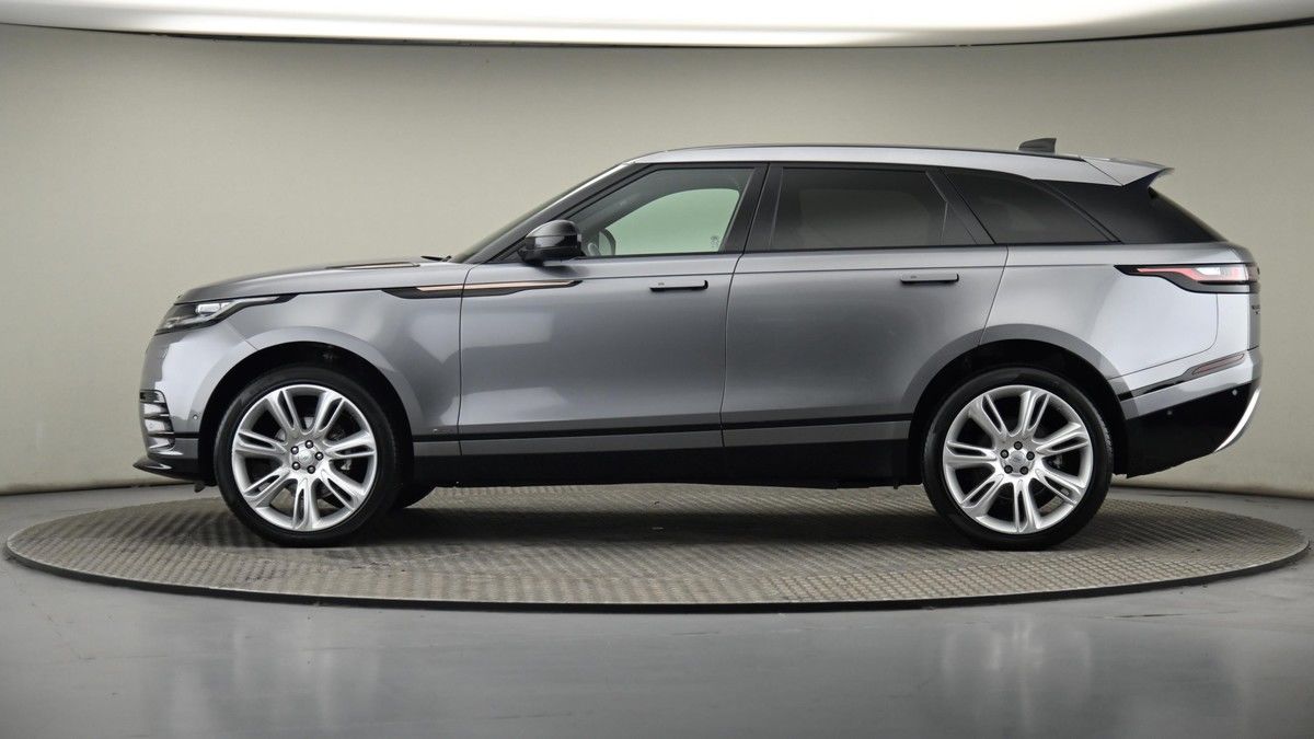 Land Rover Range Rover Velar Image 23