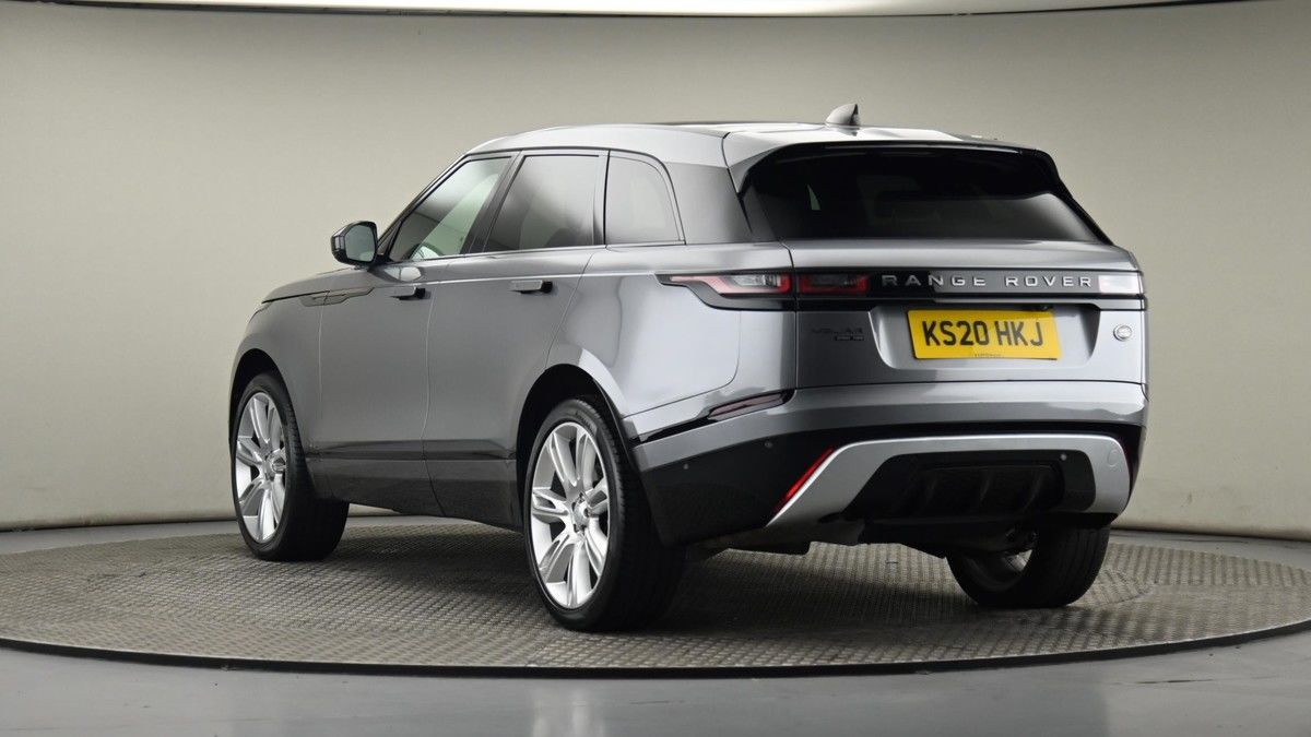 Land Rover Range Rover Velar Image 24