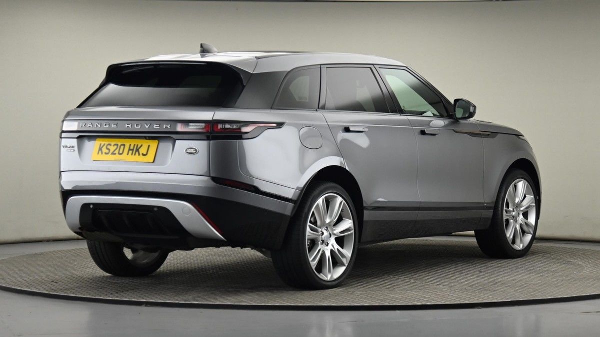 Land Rover Range Rover Velar Image 26
