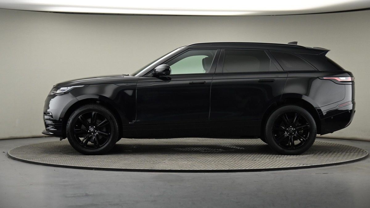 Land Rover Range Rover Velar Image 23