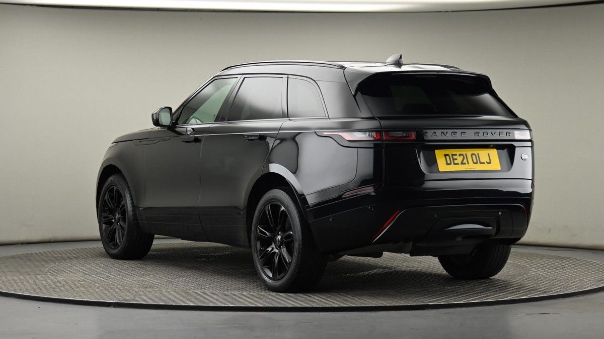 Land Rover Range Rover Velar Image 24