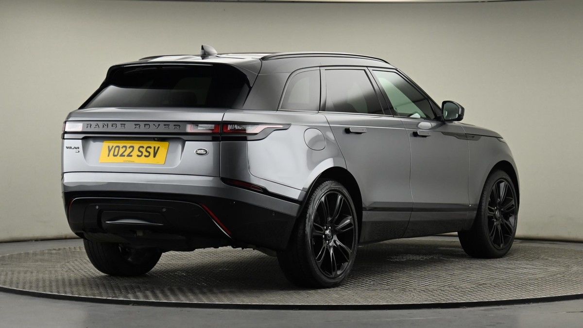 Land Rover Range Rover Velar Image 26