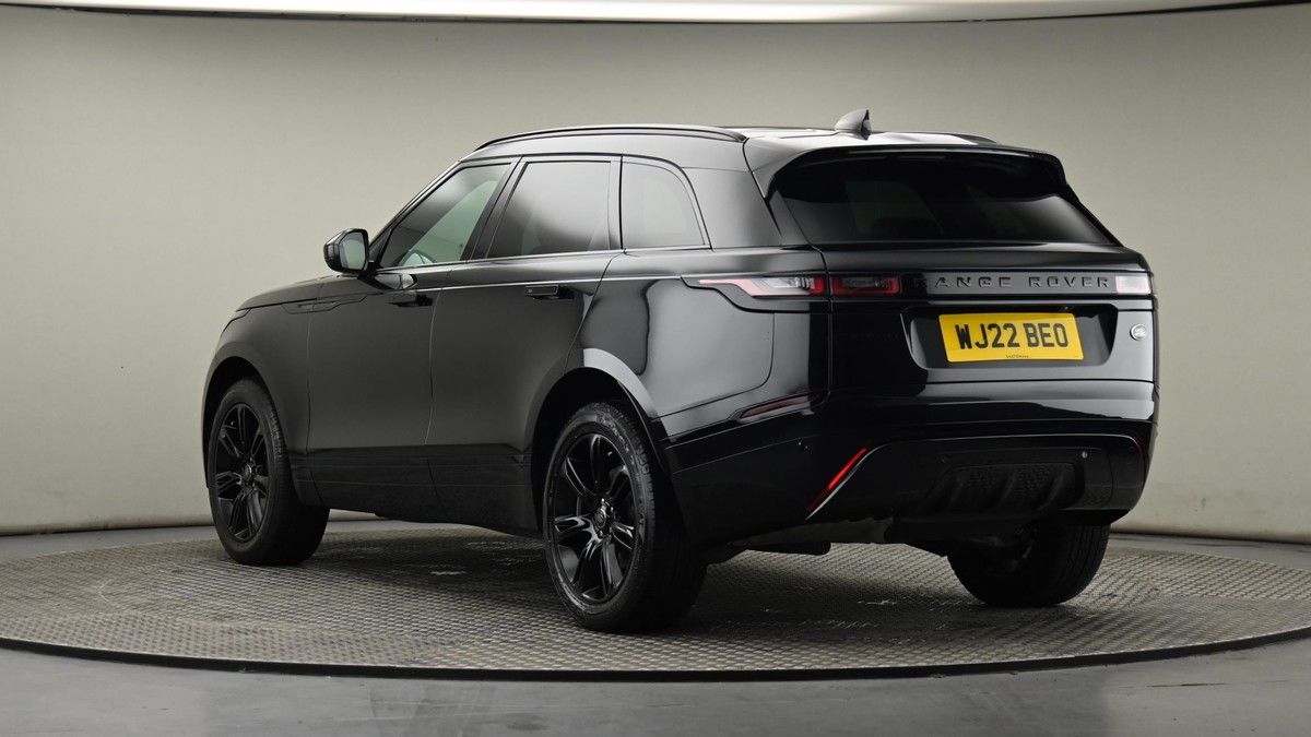Land Rover Range Rover Velar Image 24