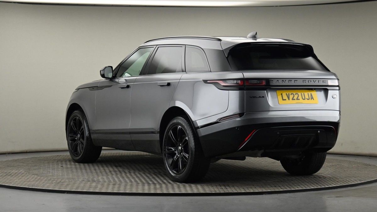 Land Rover Range Rover Velar Image 23