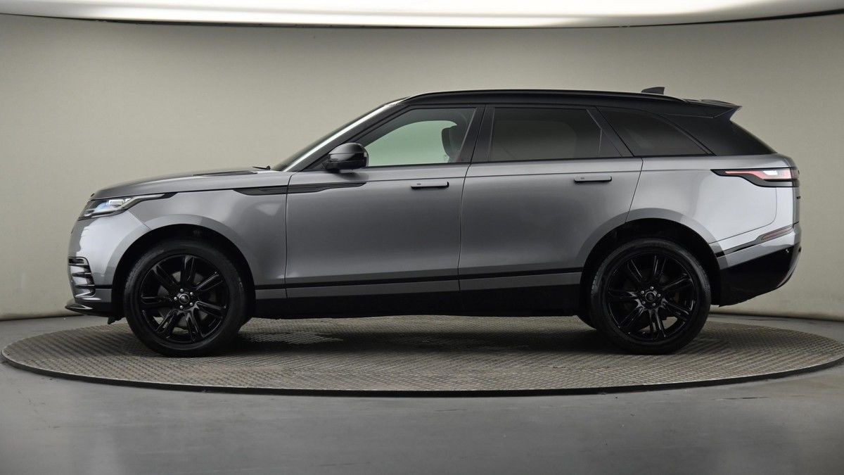 Land Rover Range Rover Velar Image 23