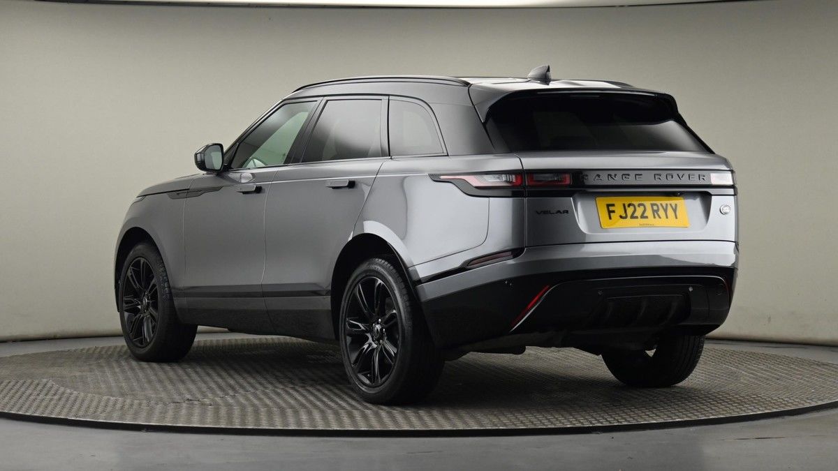 Land Rover Range Rover Velar Image 24