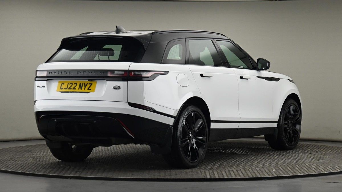 Land Rover Range Rover Velar Image 26