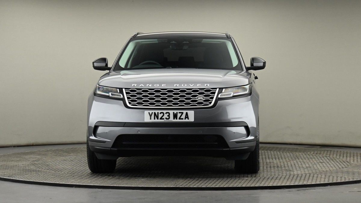 Land Rover Range Rover Velar Image 21