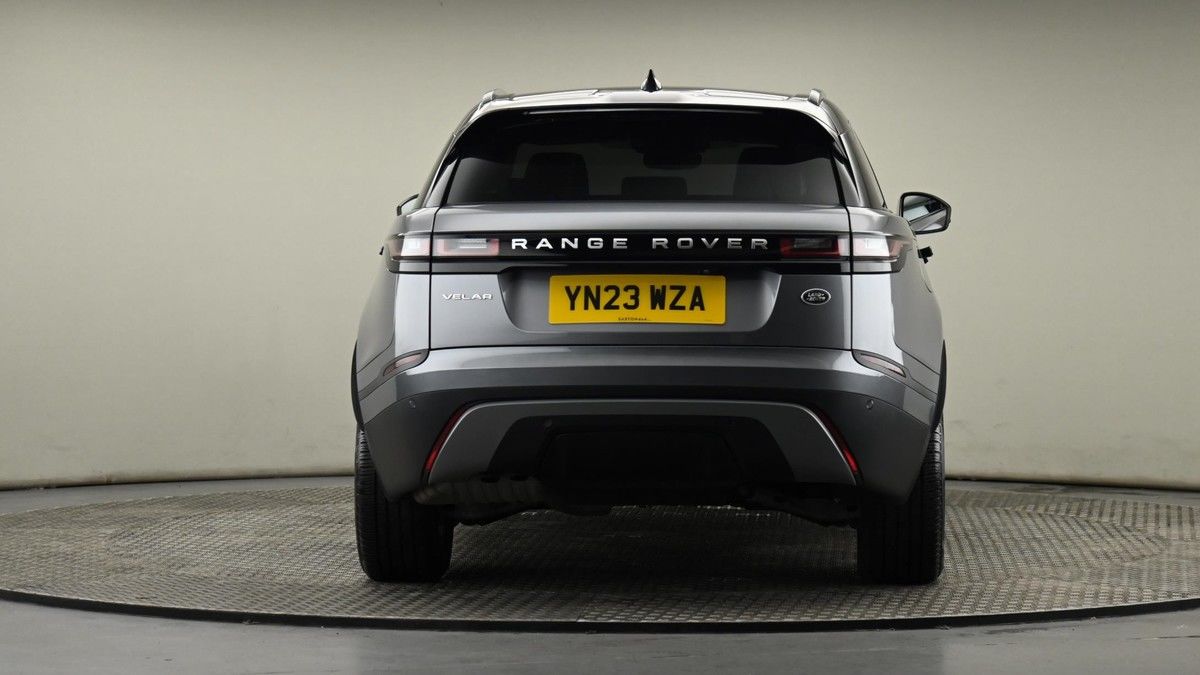 Land Rover Range Rover Velar Image 25