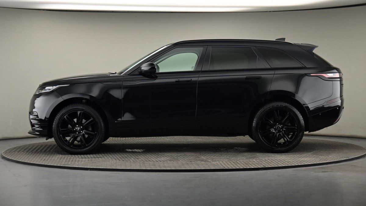 Land Rover Range Rover Velar Image 23