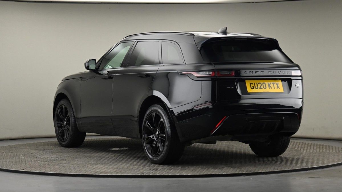 Land Rover Range Rover Velar Image 24