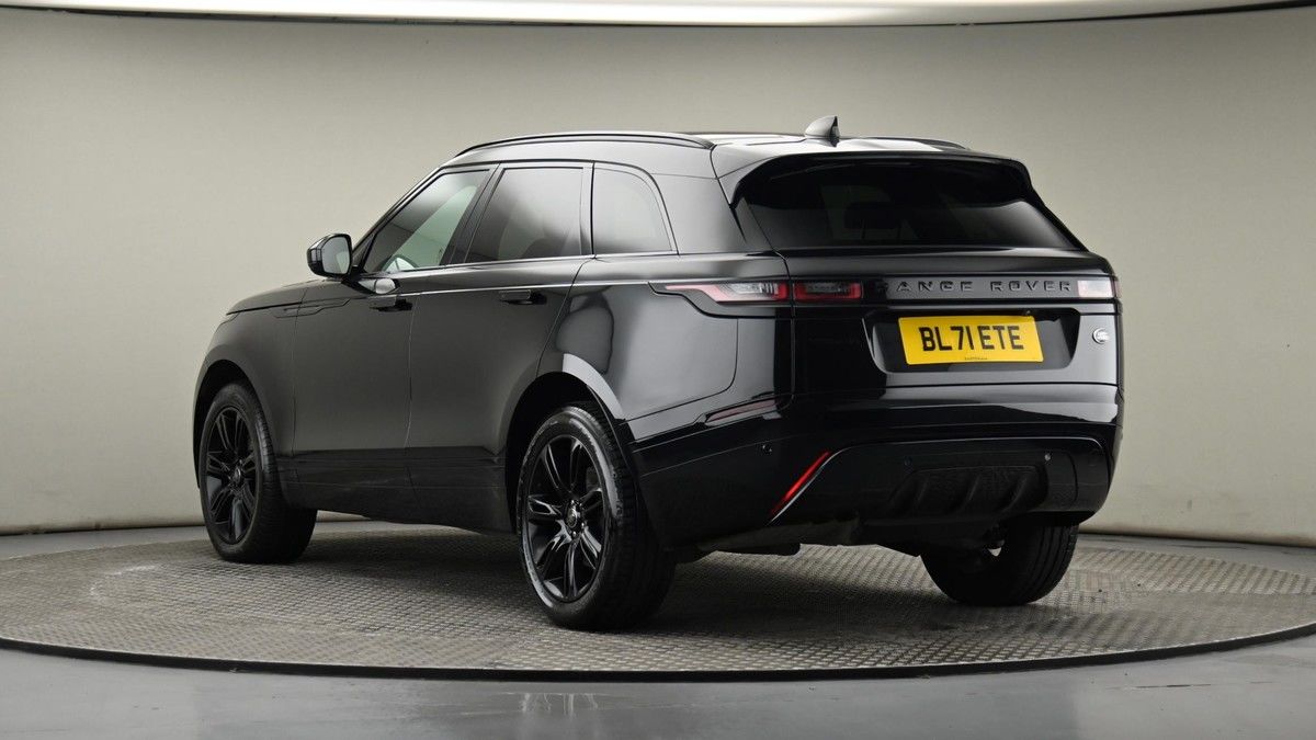 Land Rover Range Rover Velar Image 23