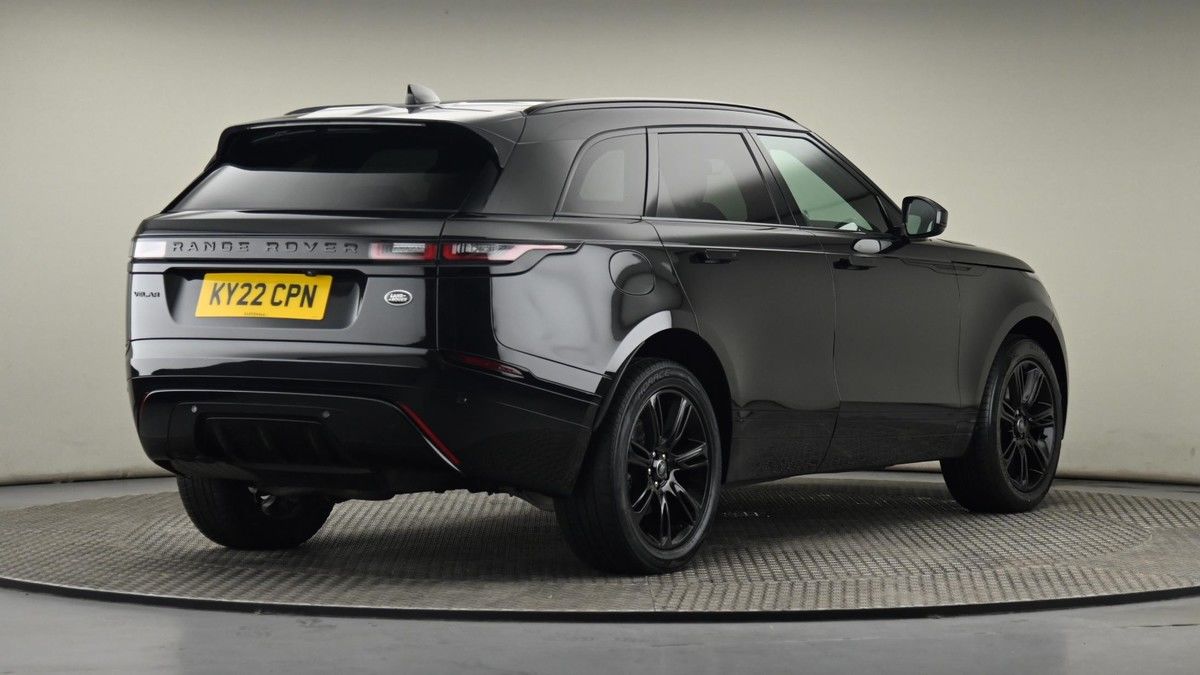 Land Rover Range Rover Velar Image 26
