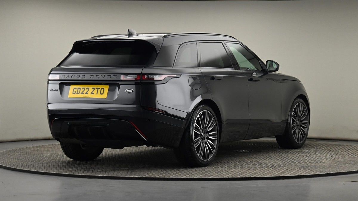 Land Rover Range Rover Velar Image 25