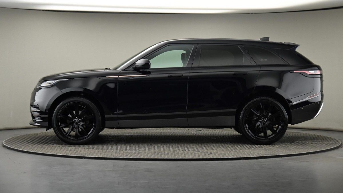 Land Rover Range Rover Velar Image 22
