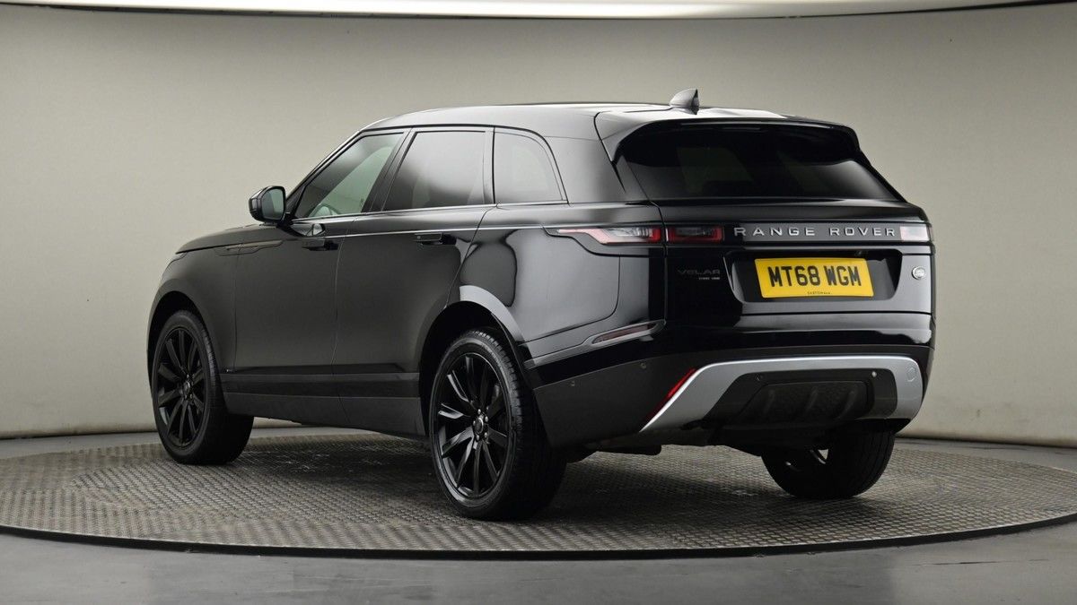 Land Rover Range Rover Velar Image 23