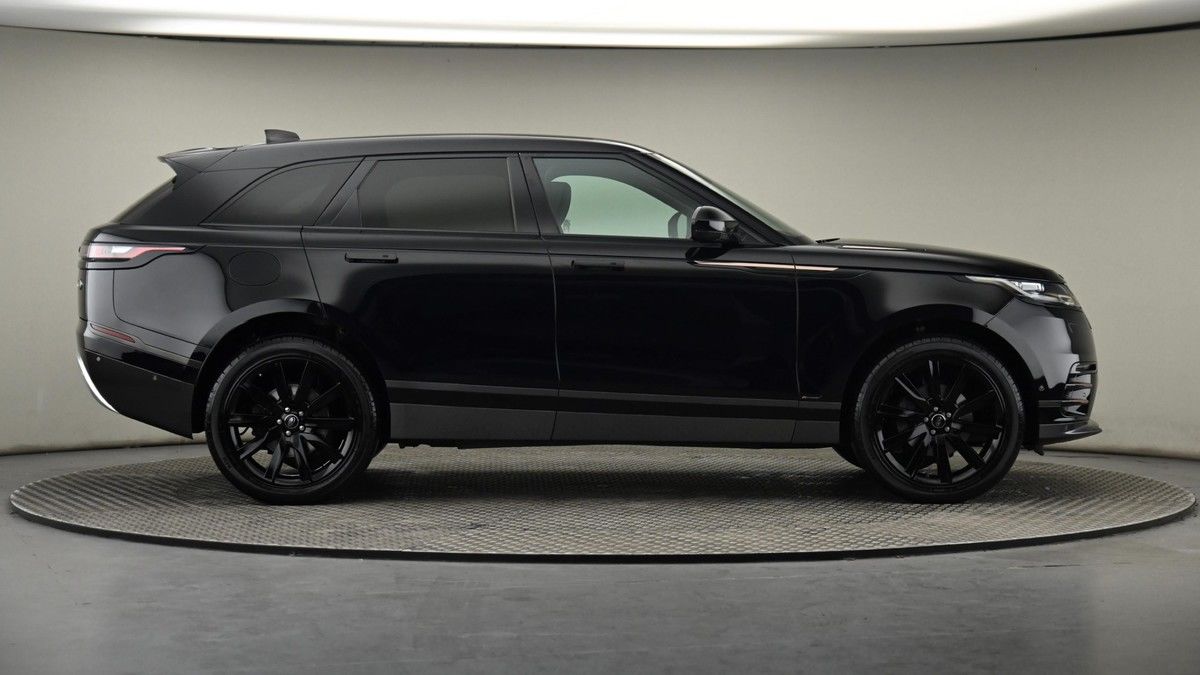 Land Rover Range Rover Velar Image 26