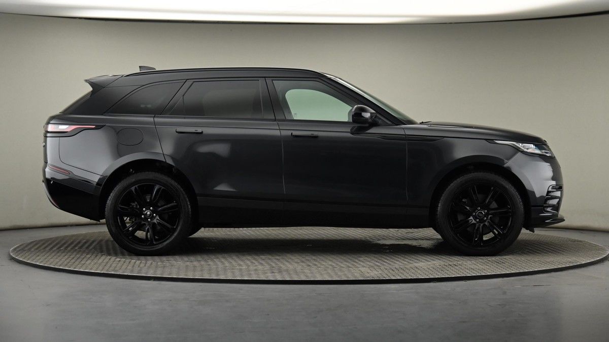 Land Rover Range Rover Velar Image 27