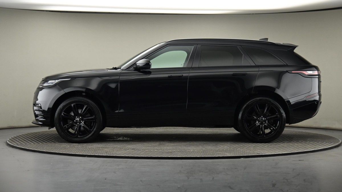 Land Rover Range Rover Velar Image 23