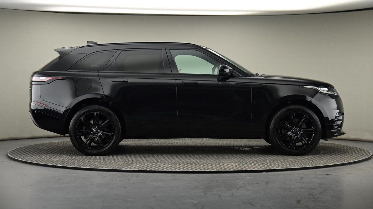 Land Rover Range Rover Velar Image 27
