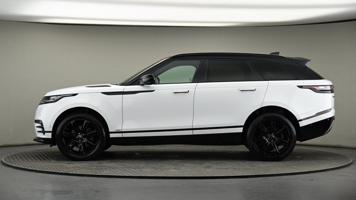 Land Rover Range Rover Velar Image 23