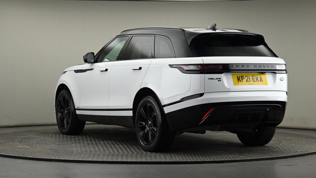 Land Rover Range Rover Velar Image 24