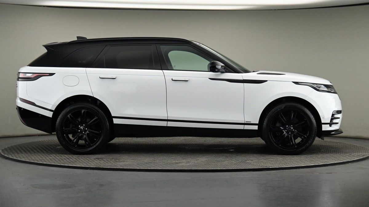 Land Rover Range Rover Velar Image 27