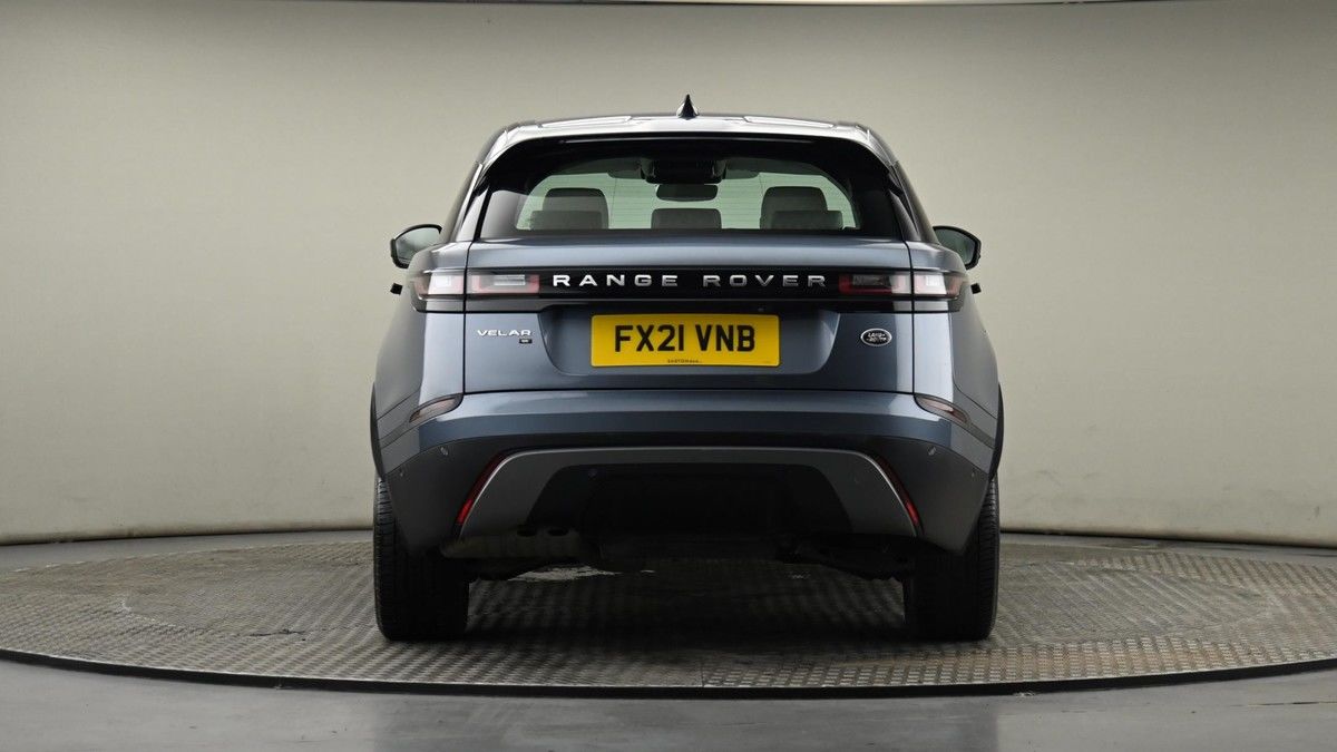 Land Rover Range Rover Velar Image 24