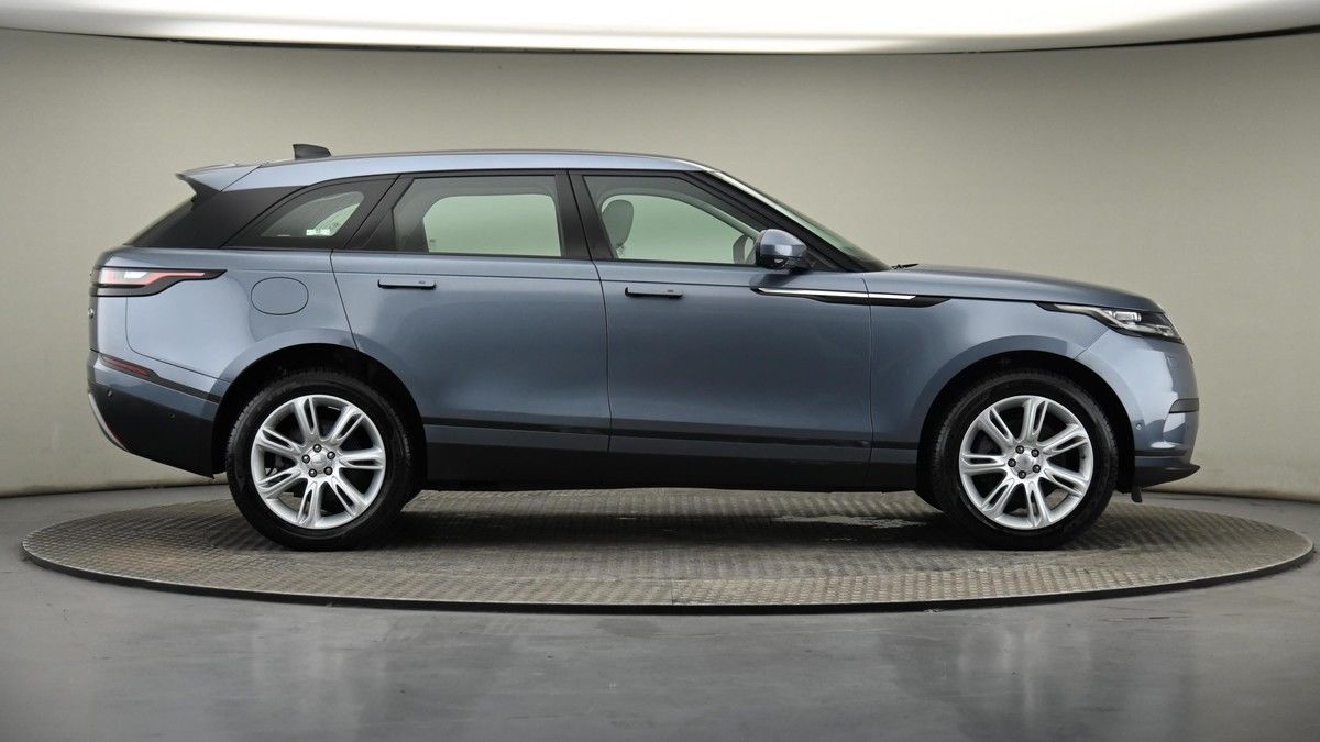 Land Rover Range Rover Velar Image 26