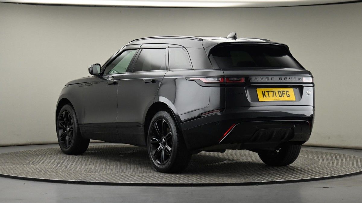 Land Rover Range Rover Velar Image 24