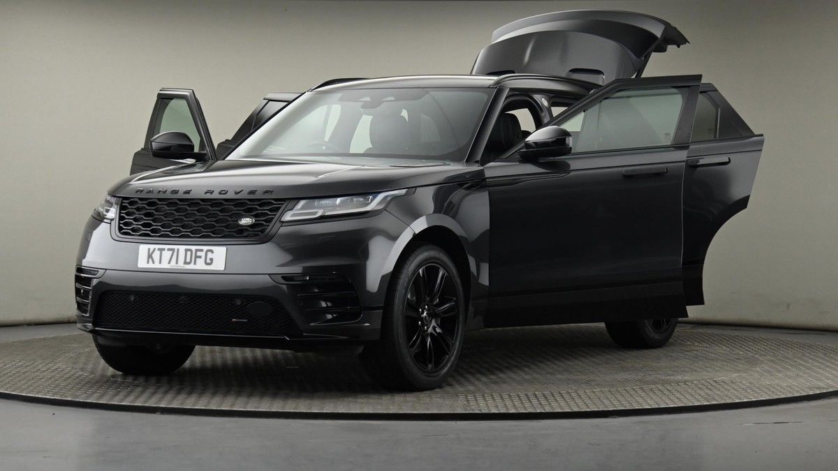 Land Rover Range Rover Velar Image 28
