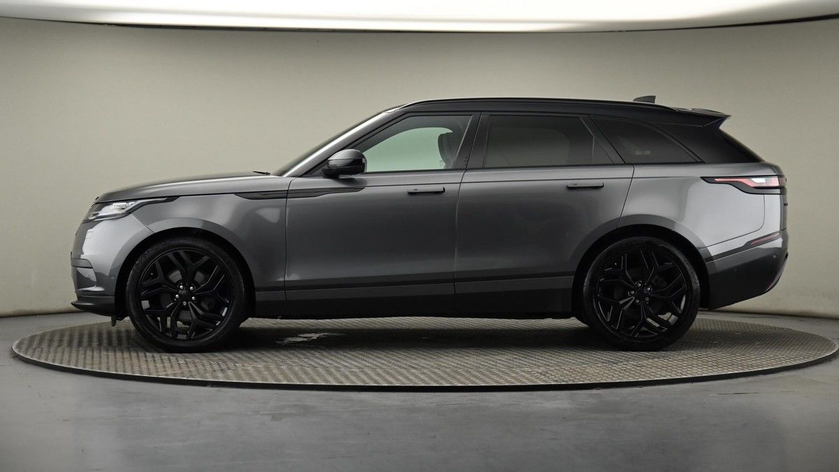 Land Rover Range Rover Velar Image 23