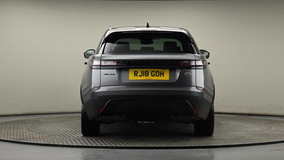 Land Rover Range Rover Velar Image 25