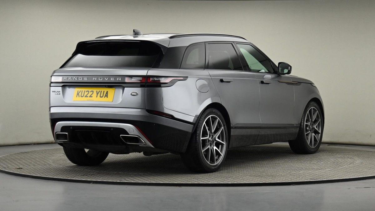 Land Rover Range Rover Velar Image 25
