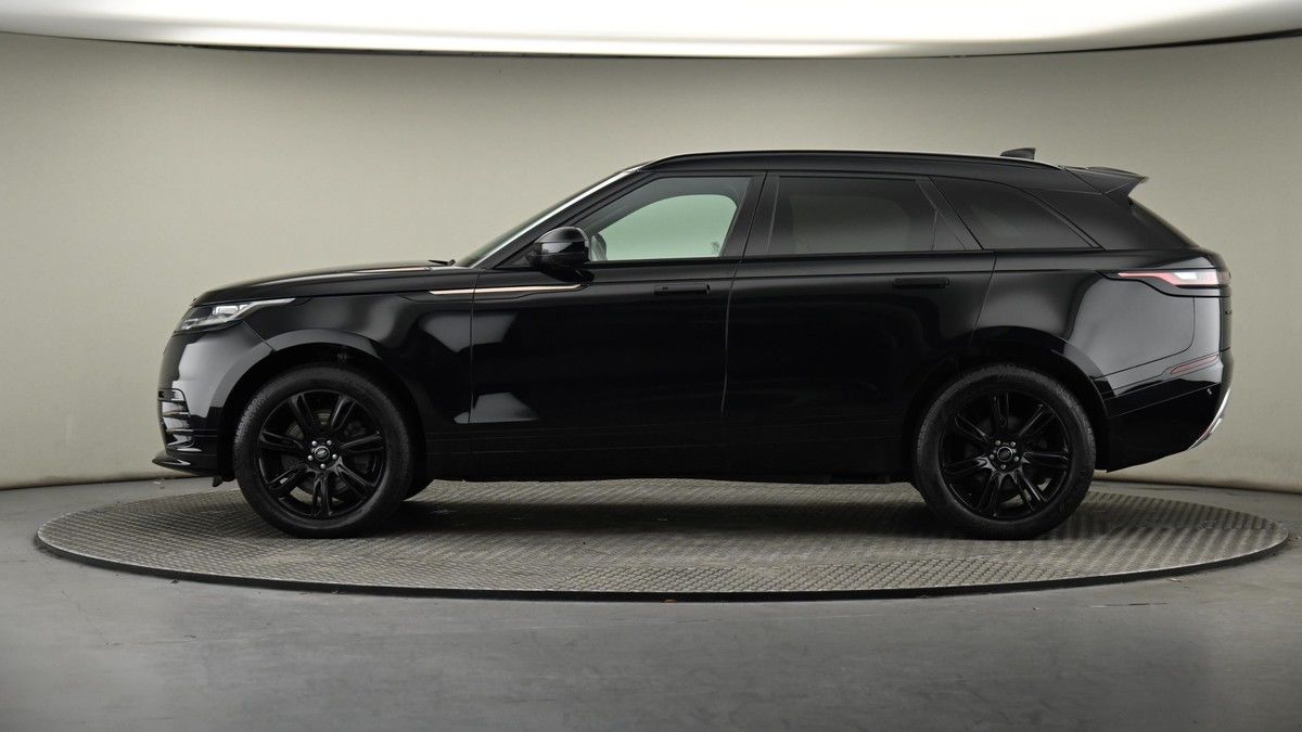 Land Rover Range Rover Velar Image 23