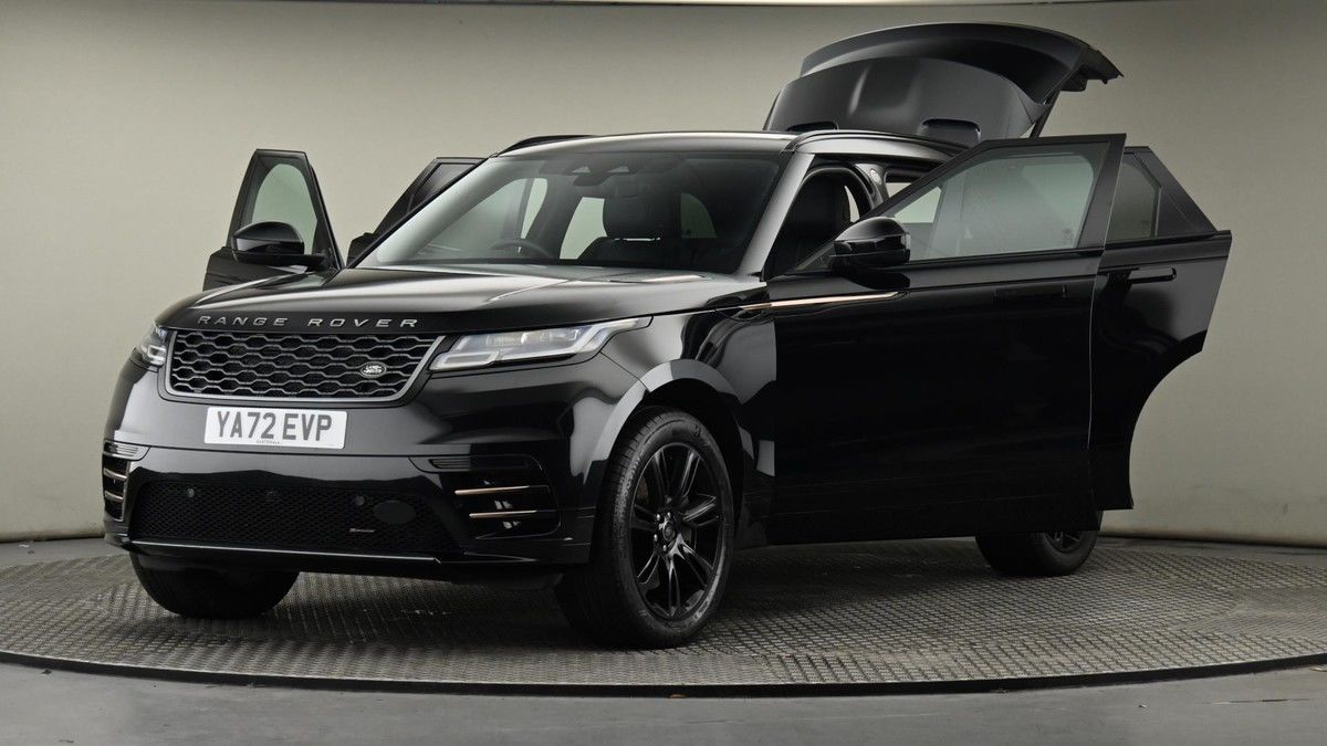Land Rover Range Rover Velar Image 28